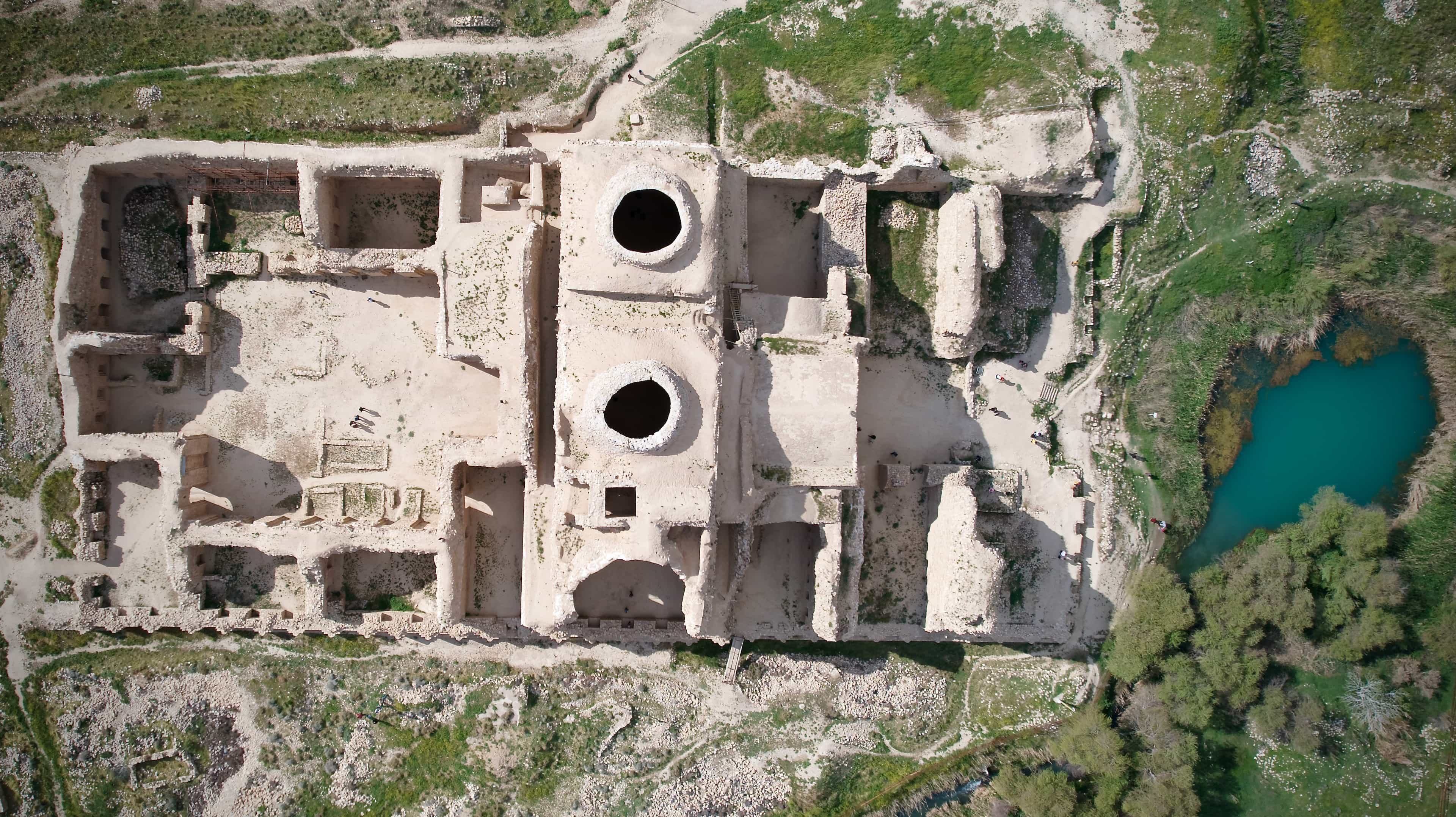 کاخ اردشیر بابکان